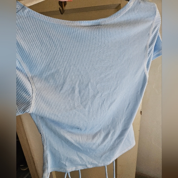 Baby Blue Top with bow ties - Picture 3 of 3